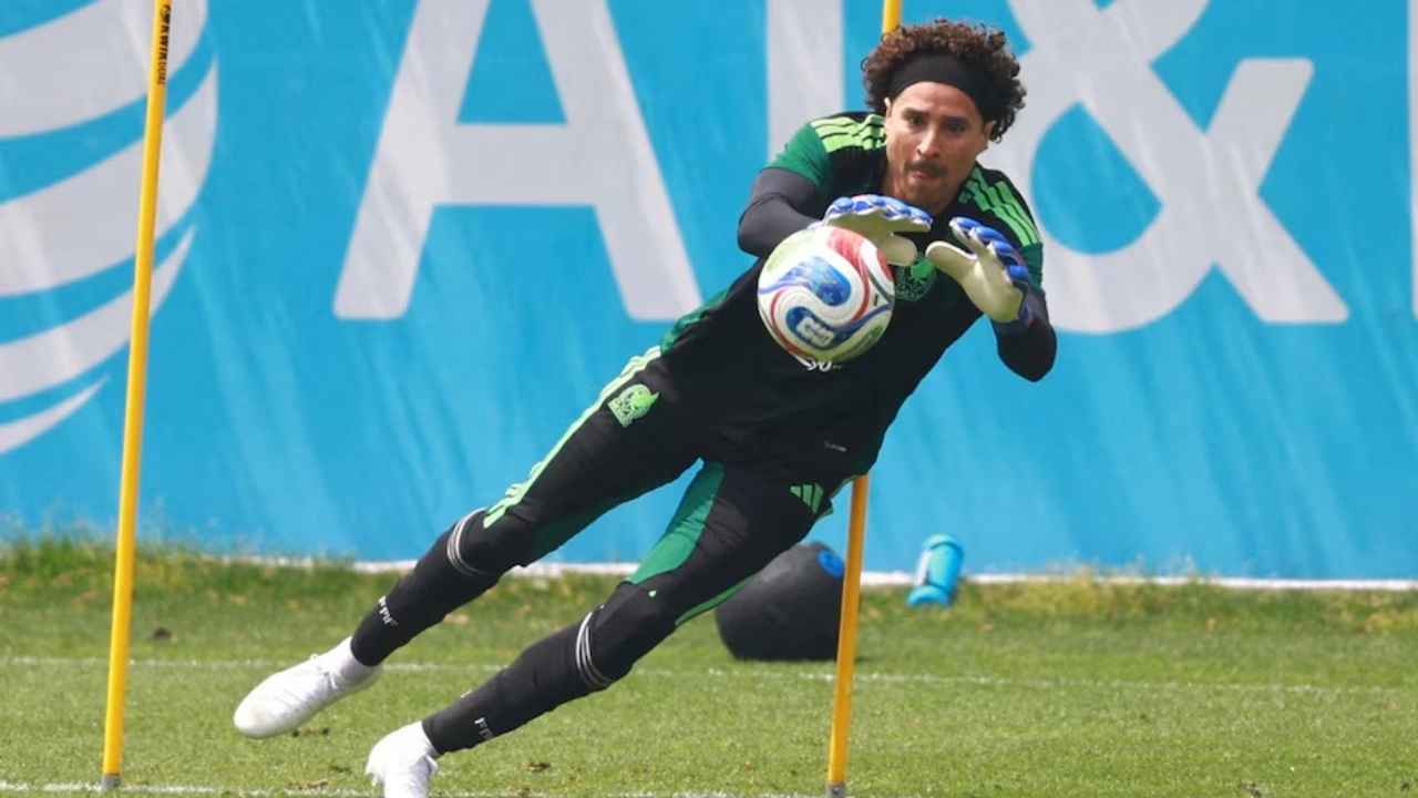 চার বছর পরপর যার ঘুম ভাঙে, সেই ওচোয়ার নতুন ইতিহাস