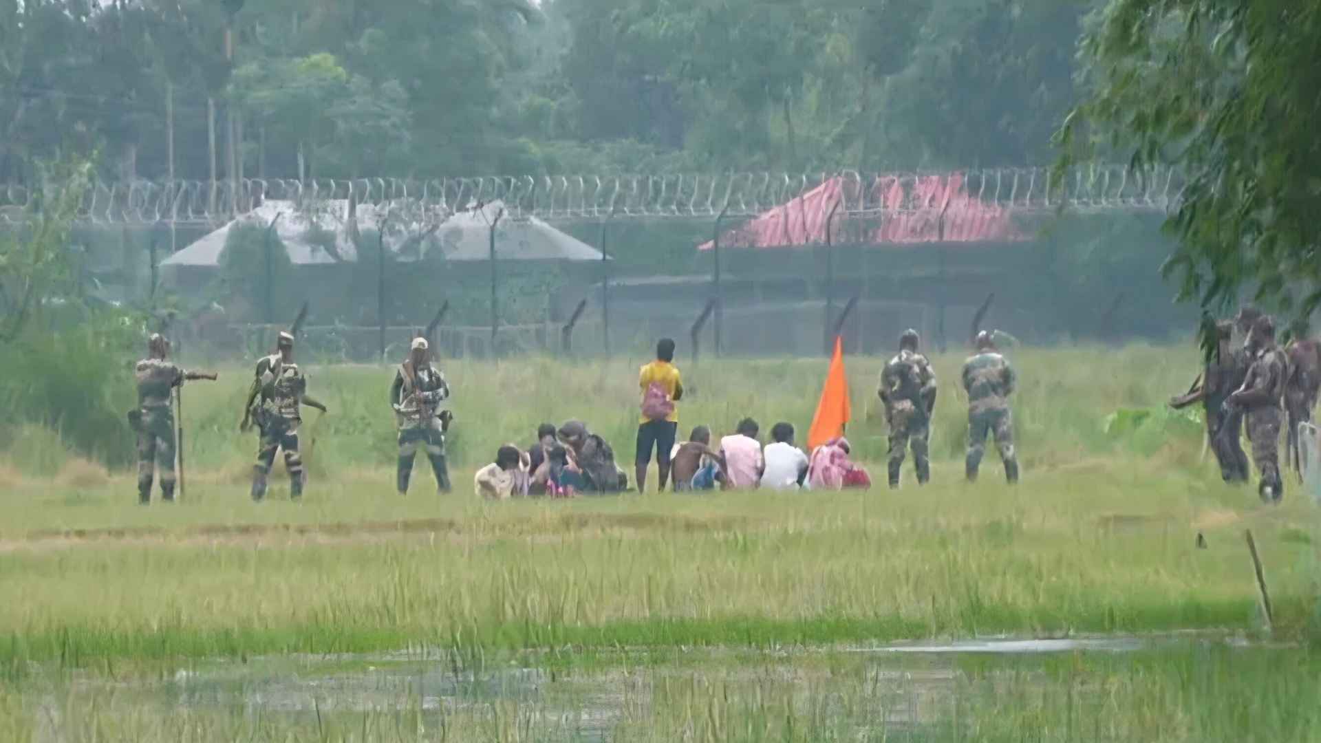 পঞ্চগড় সীমান্তে ১০ জনকে পুশইনের চেষ্টা, সতর্ক অবস্থায় বিজিবি