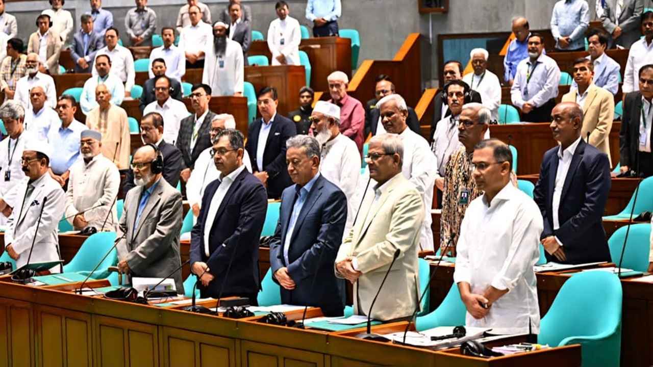 তোফায়েল-মোশাররফসহ সাবেক ১৬ এমপি-মন্ত্রীর মৃত্যুতে সংসদে শোক