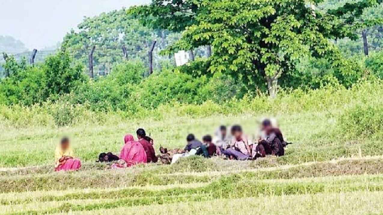 শূন্যরেখায় ১০ জনের মানবেতর জীবন, সমাধান ছাড়াই শেষ পতাকা বৈঠক