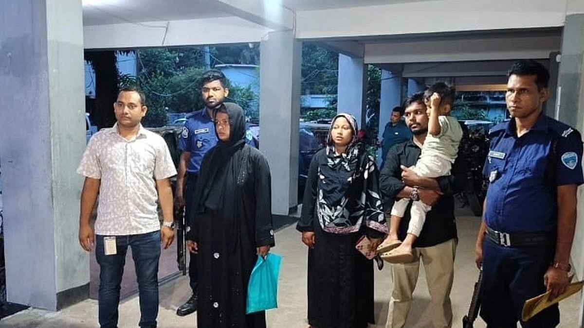 মানবিকতার সুযোগ নিয়ে শিশু অপহরণ, রোহিঙ্গা নারী আটক