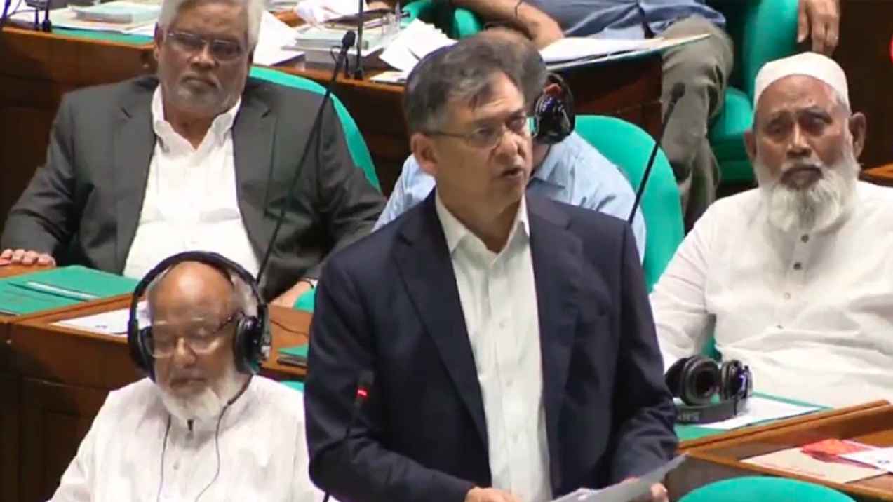 সামাজিক মাধ্যমে গুজব ঠেকাতে আইন সংশোধন হচ্ছে: সংসদে স্বরাষ্ট্রমন্ত্রী