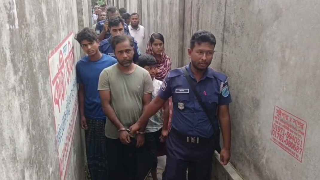 আশুলিয়ায় মেয়েকে ধর্ষণের অভিযোগে বাবা আটক