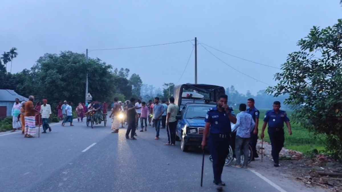 টাঙ্গাইলে দুই গ্রামবাসীর সংঘর্ষে একজন নিহত, বাড়িঘরে আগুন