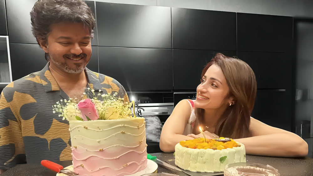 সম্পর্কের টানাপোড়েনের গুঞ্জন উড়িয়ে বিজয়ের জন্মদিনে তৃষার শুভেচ্ছা