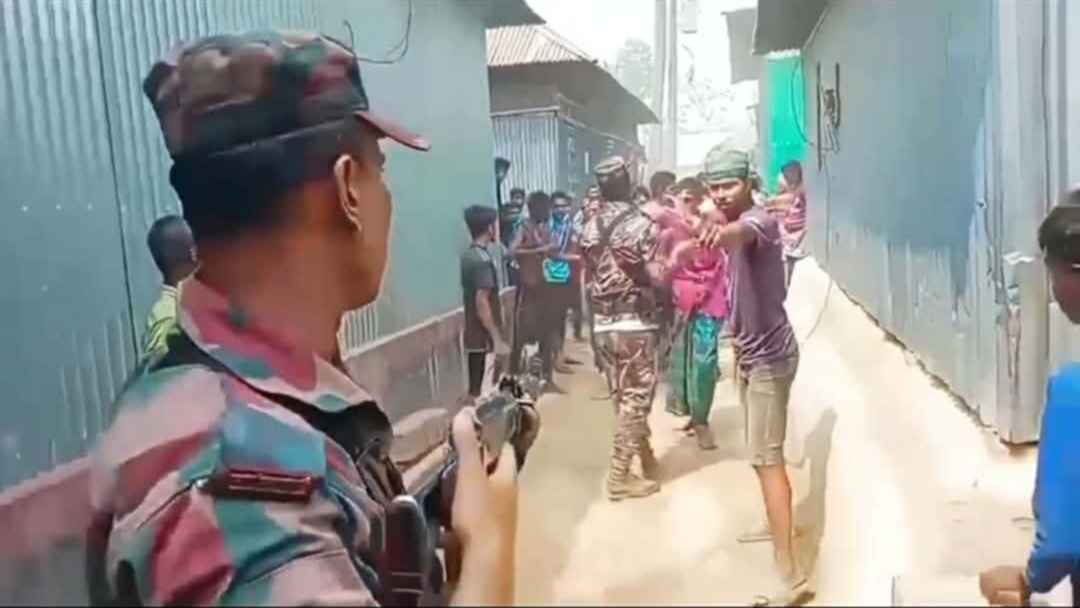 ব্রাহ্মণবাড়িয়ায় চোরাকারবারি ধরতে গিয়ে গ্রামবাসীর সঙ্গে বিজিবির সংঘর্ষ