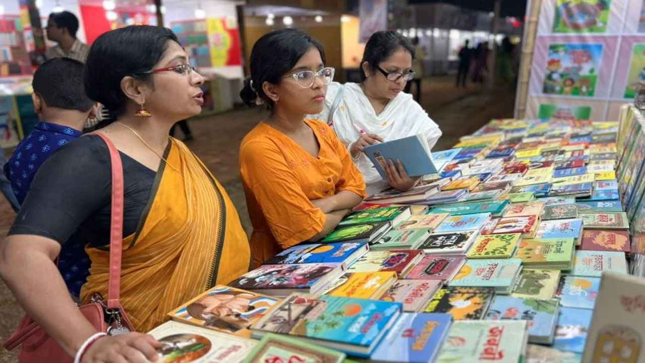 একুশে বইমেলার ১০ম দিনে নতুন বই এসেছে ১৮৫টি