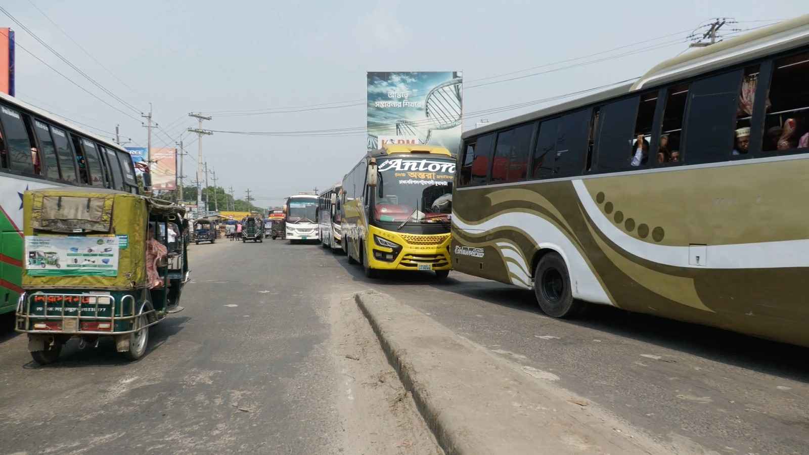 ঈদ শেষে স্বাচ্ছন্দ্যে ঢাকায় ফিরছেন দক্ষিণাঞ্চলের মানুষ