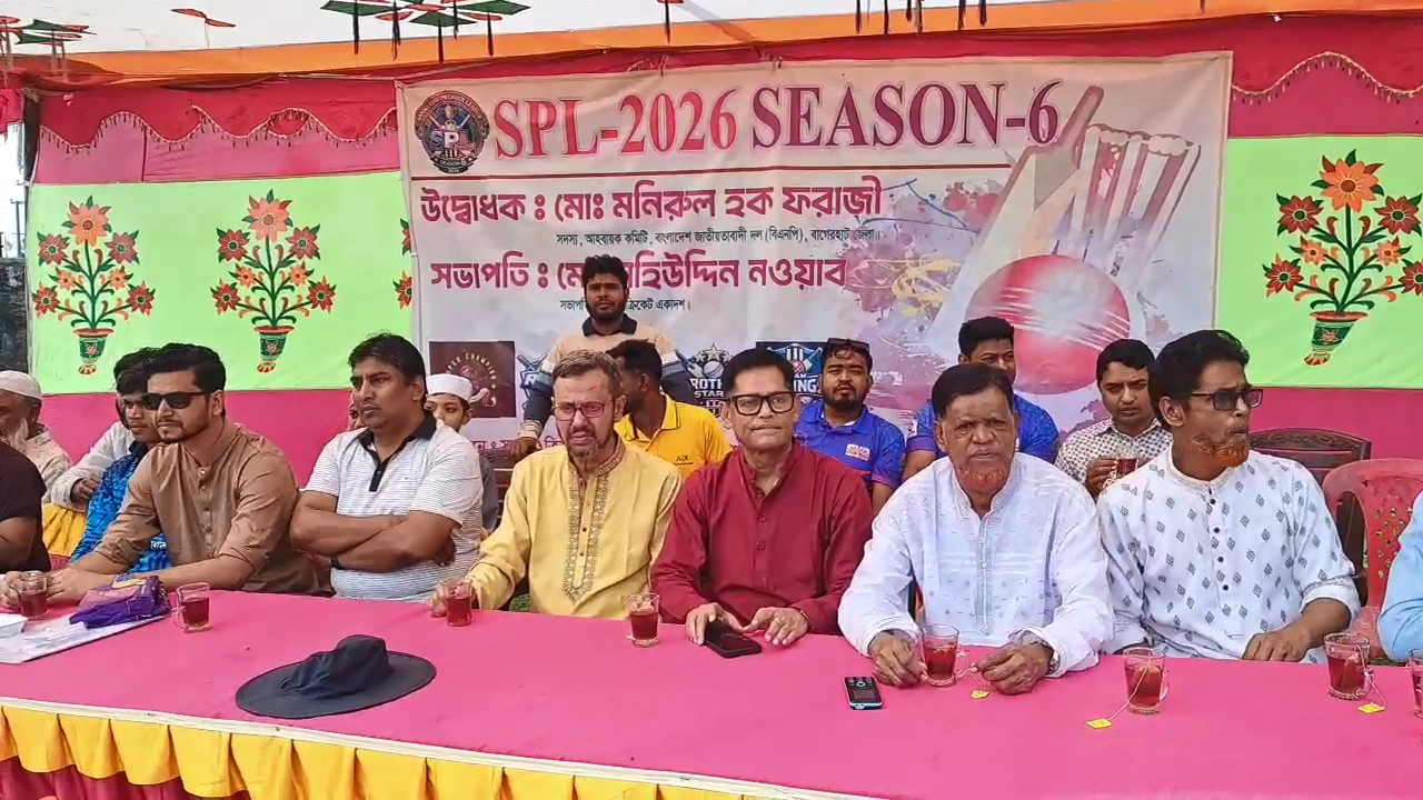 মোরেলগঞ্জে জমে উঠেছে গ্রামীণ ক্রিকেট উৎসব