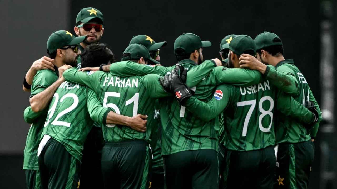 বিশ্বকাপে টানা ব্যর্থতা, পাকিস্তান দলে বড় পরিবর্তনের ইঙ্গিত নকভির