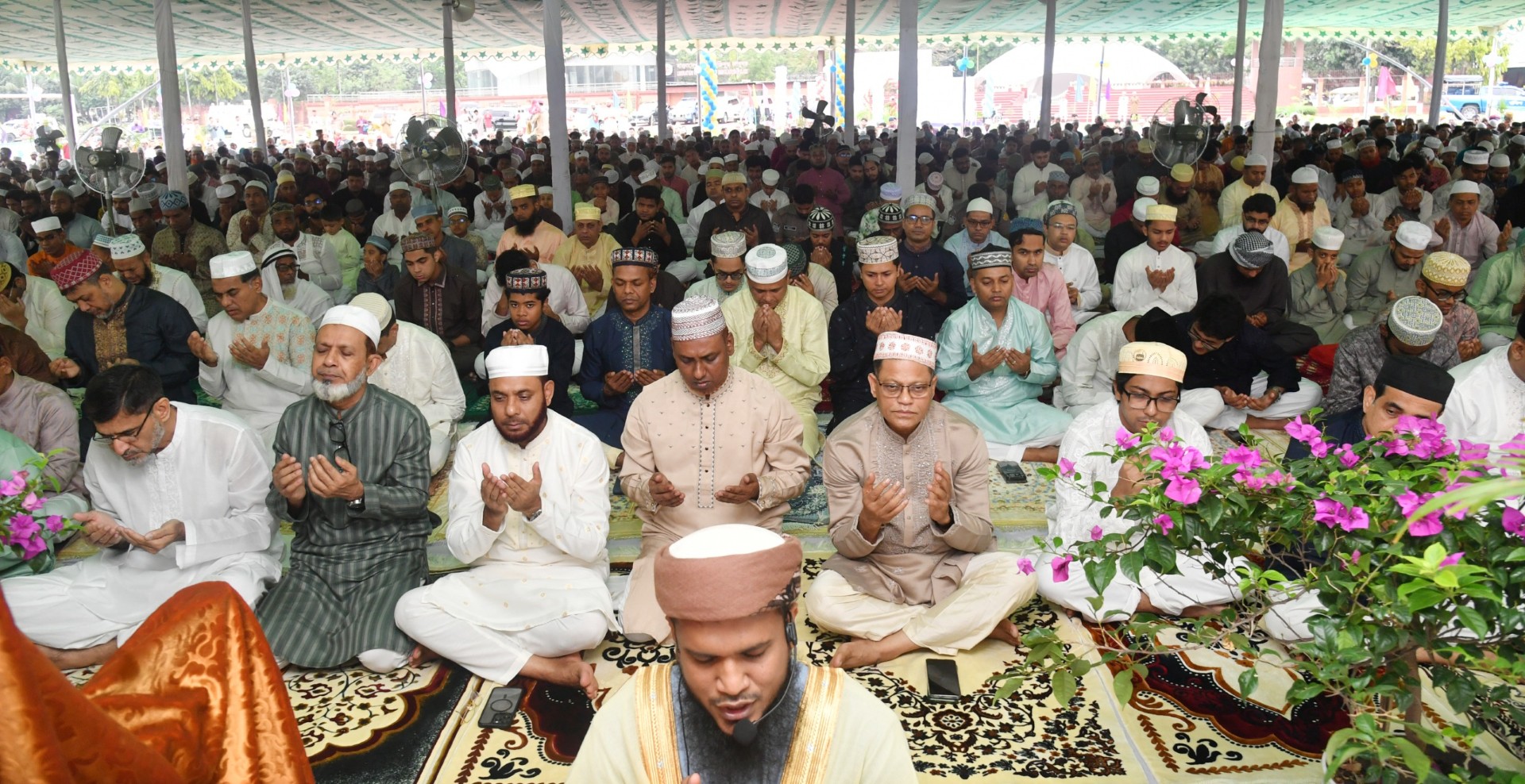 498418b0-a6e1-4df7-9b04-18c94cd69afa