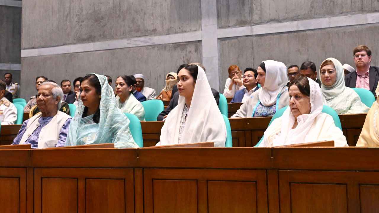 স্পিকার, ডেপুটি স্পিকারসহ সকল সংসদ সদস্যকে ড. ইউনূসের অভিনন্দন