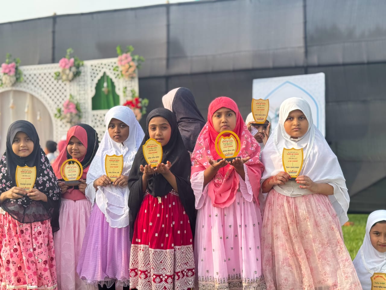 4b95c680-967d-4998-886e-72a2ddb9089e 4b95c680-967d-4998-886e-72a2ddb9089e