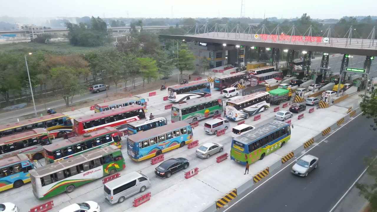 দু-দিনে পদ্মা সেতুতে প্রায় ৯ কোটি টাকার টোল আদায়, মহাসড়কে নেই ভোগান্তি