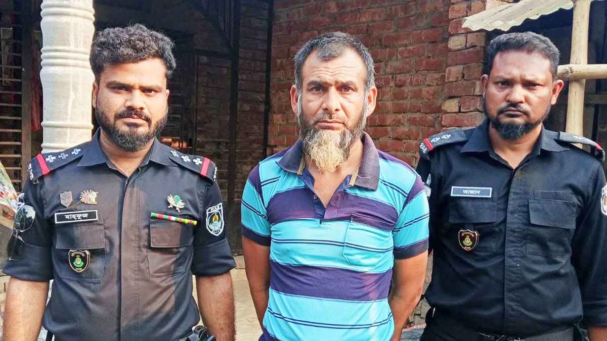 ট্রাকচাপায় তেল পাম্পের ম্যানেজারকে হত্যা, অভিযুক্ত চালক গ্রেফতার