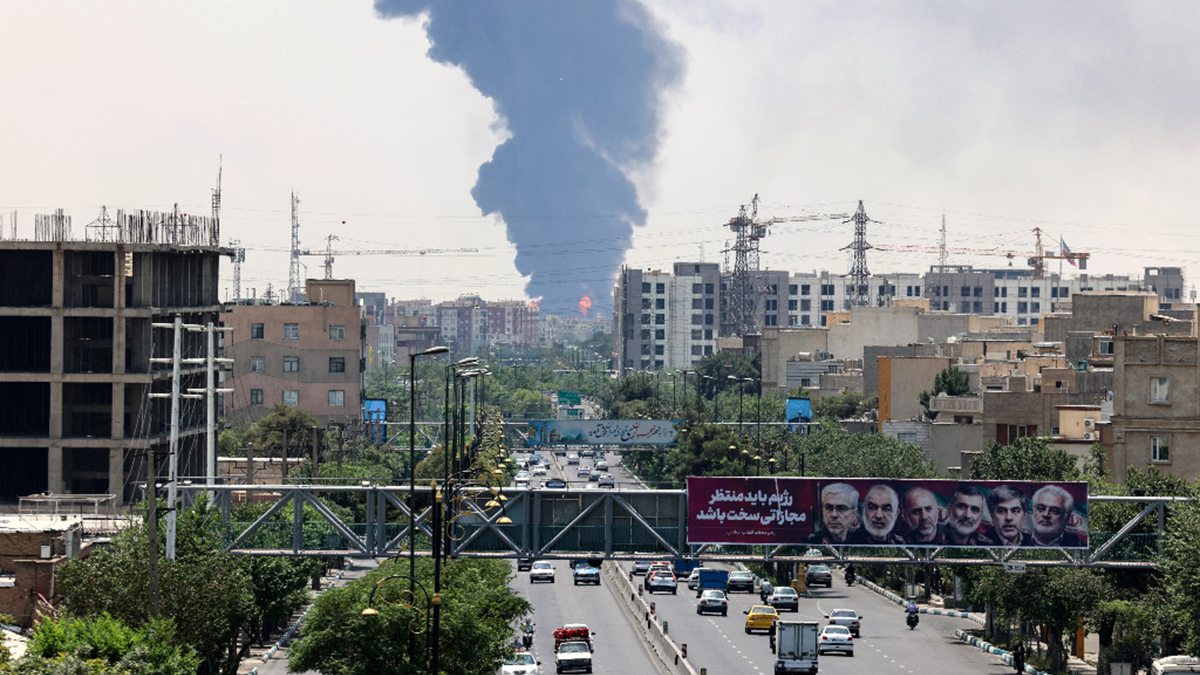 তেহরানে ফের হামলা ইসরায়েলের, গোয়েন্দা পুলিশের প্রধান নিহত