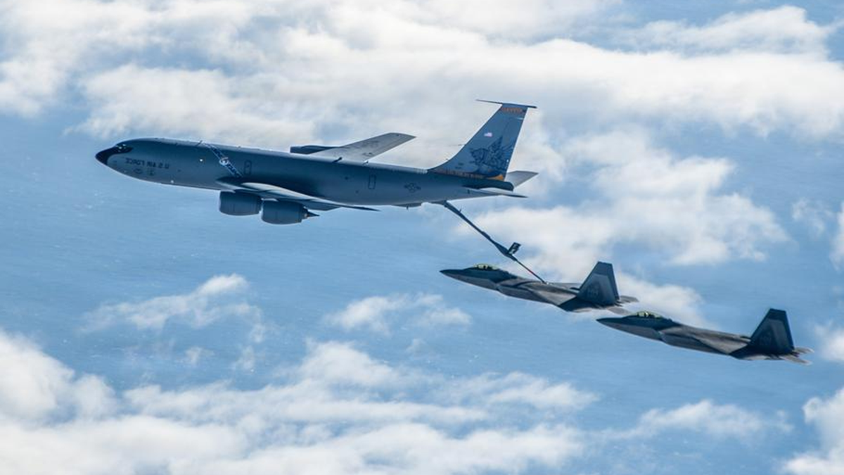 ইরাকে মার্কিন রিফুয়েলিং বিমান বিধ্বস্ত, নিহত বেড়ে ৬