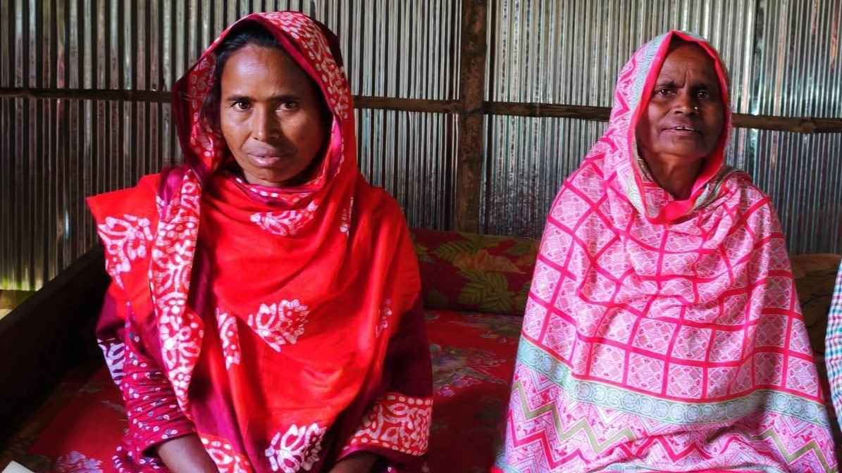 ঈদের আগেই স্বপ্নের নীড়ে বিধবা দুই বোন