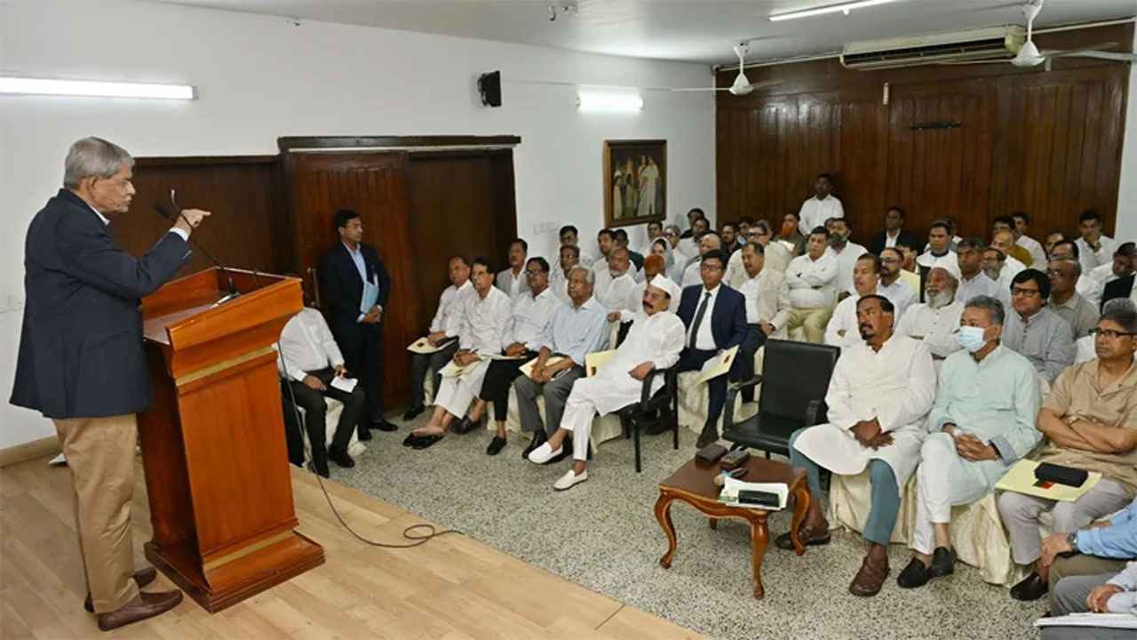 এমপিদের নিয়ে বিএনপির দ্বিতীয় দিনের প্রশিক্ষণ কর্মশালা চলছে