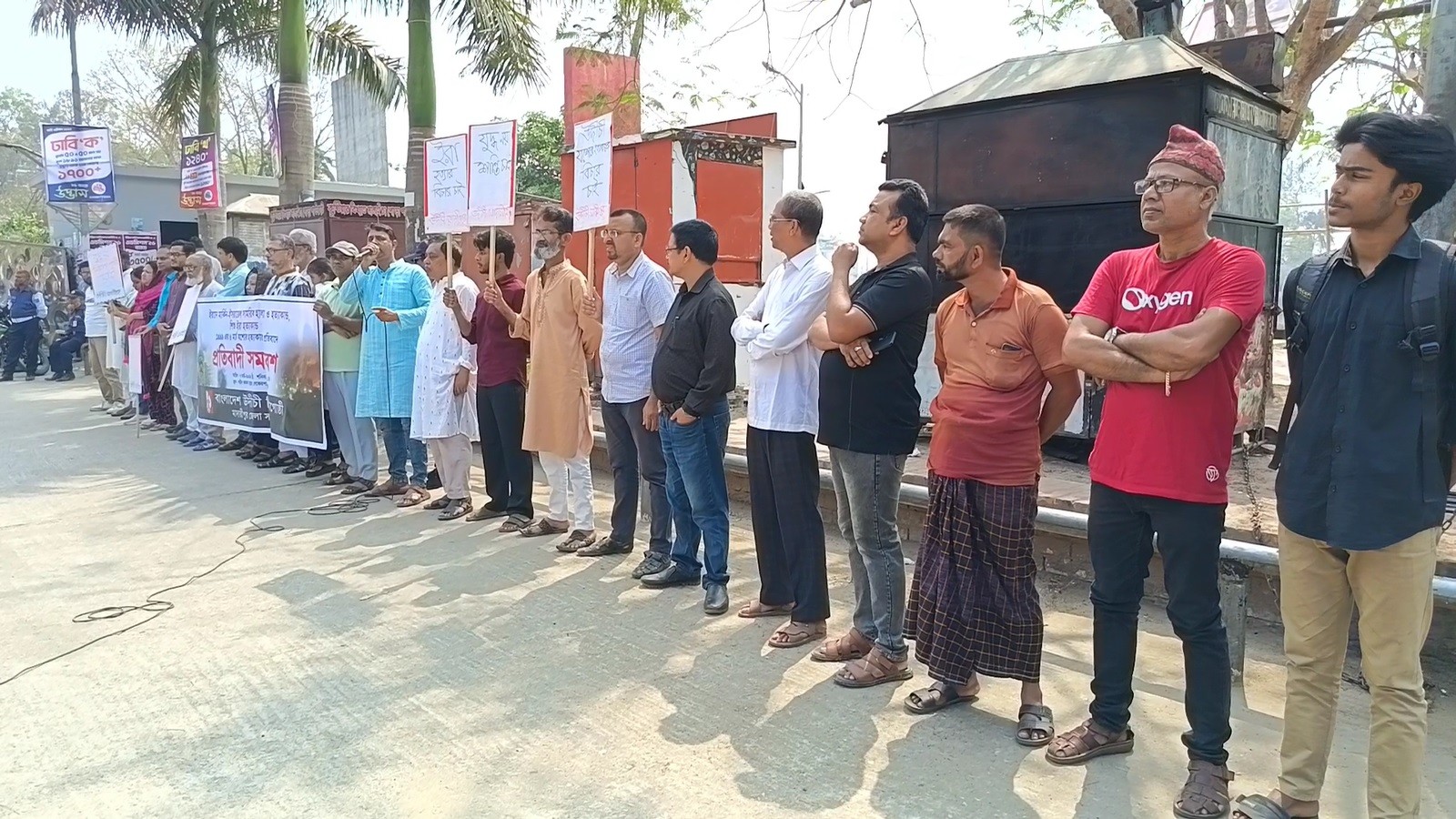 8ab74b66-bc32-424d-80c8-dd6c0f330e4e