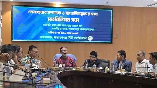 যানজট ও ফুটপাতের অব্যবস্থাপনা নাগরিক জীবনে চরম ভোগান্তি: নাসিক প্রশাসক