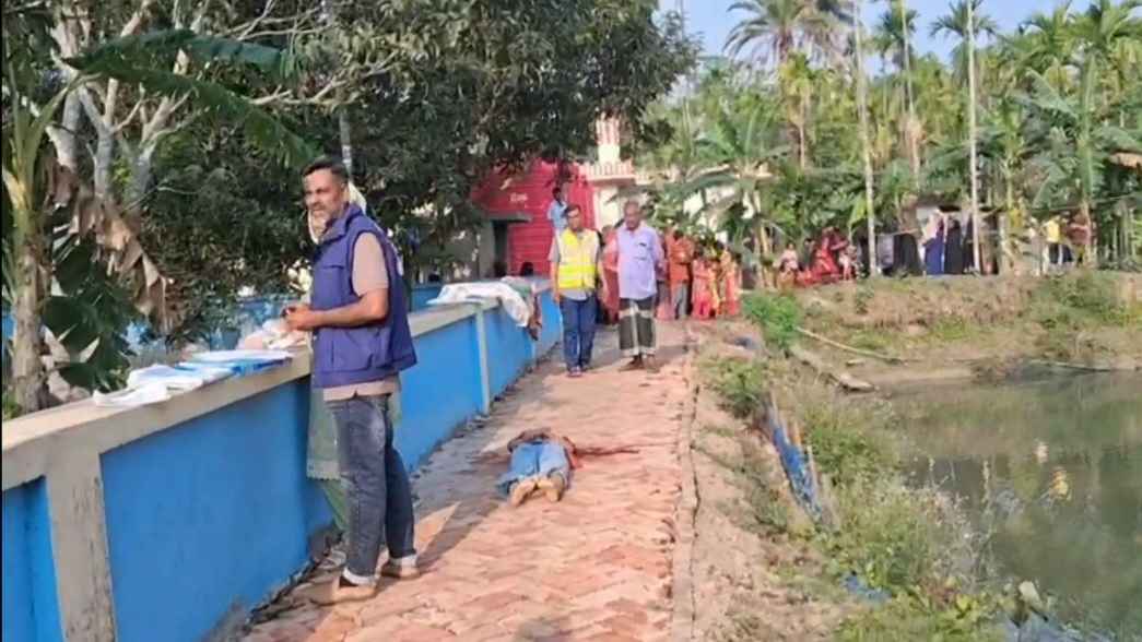 শরণখোলায় কিশোরীর গলাকাটা মরদেহ উদ্ধার