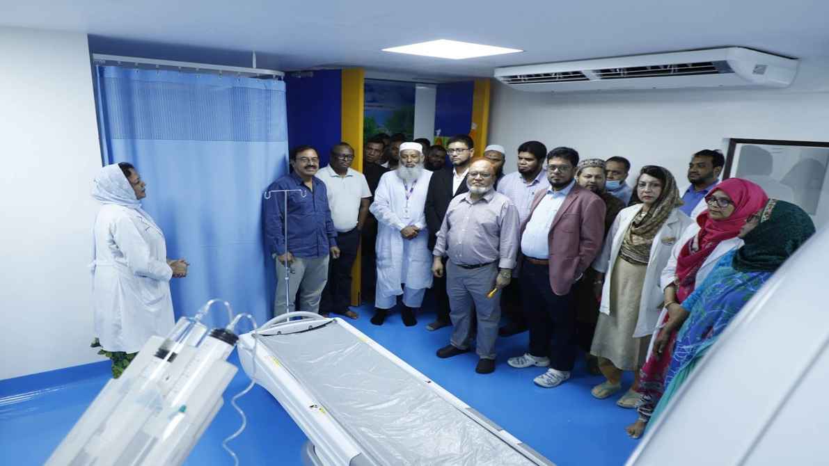 আদ্-দ্বীন হাসপাতালে অত্যাধুনিক সিটিস্ক্যান মেশিন উদ্বোধন