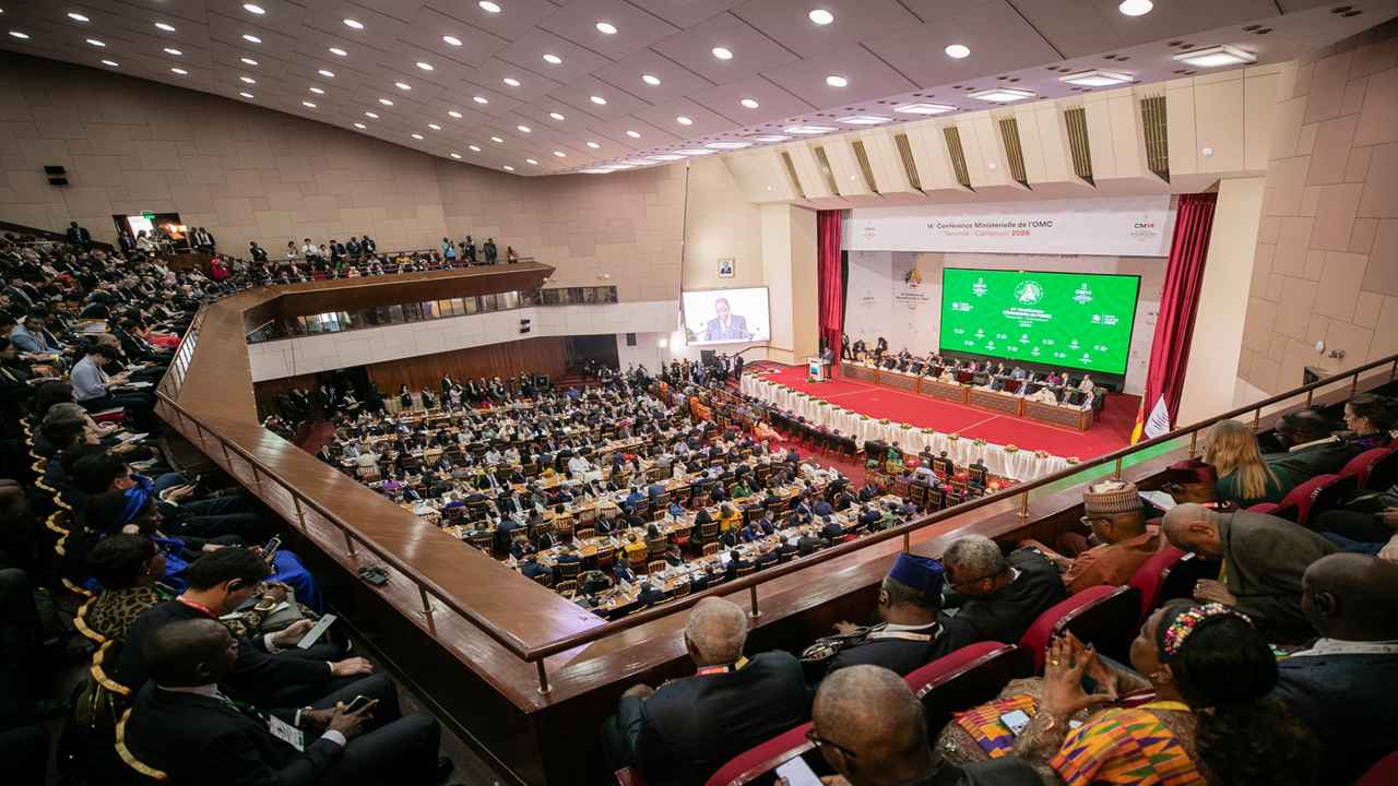 বিশ্ব বাণিজ্য সংস্থার সংস্কারে সতর্কতা অবলম্বনের আহ্বান বাণিজ্যমন্ত্রী