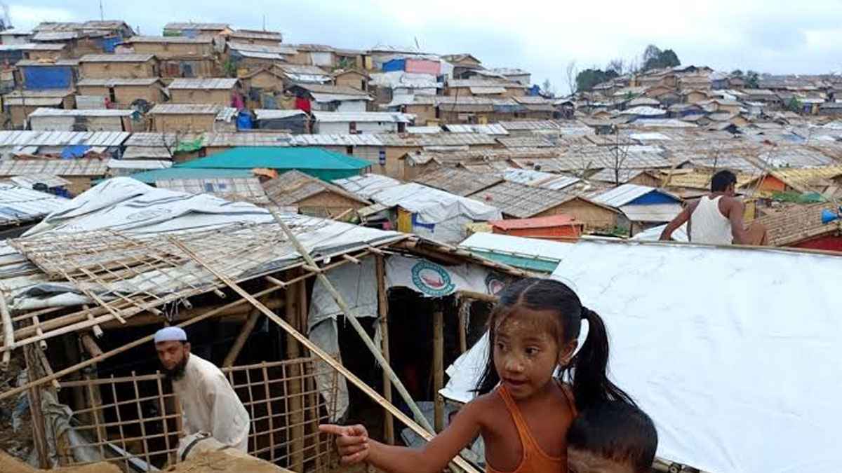রোহিঙ্গা ক্যাম্পে বস্তাবন্দি শিশুর মরদেহ উদ্ধার