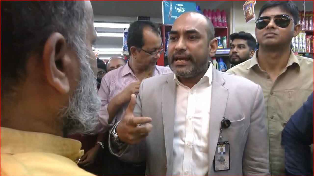 চাহিদামতো পণ্য না দেওয়ায় প্রিন্স বাজারকে ৫০ হাজার টাকা জরিমানা