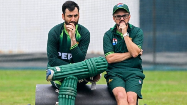 কোচের বিরুদ্ধে পাকিস্তানের খেলোয়াড়দের বিদ্রোহ!