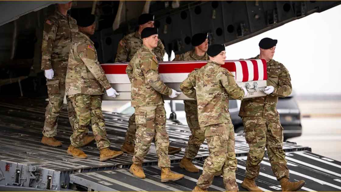 ইরান যুদ্ধে ১৩ মার্কিন সেনা নিহত, আহত ২০০