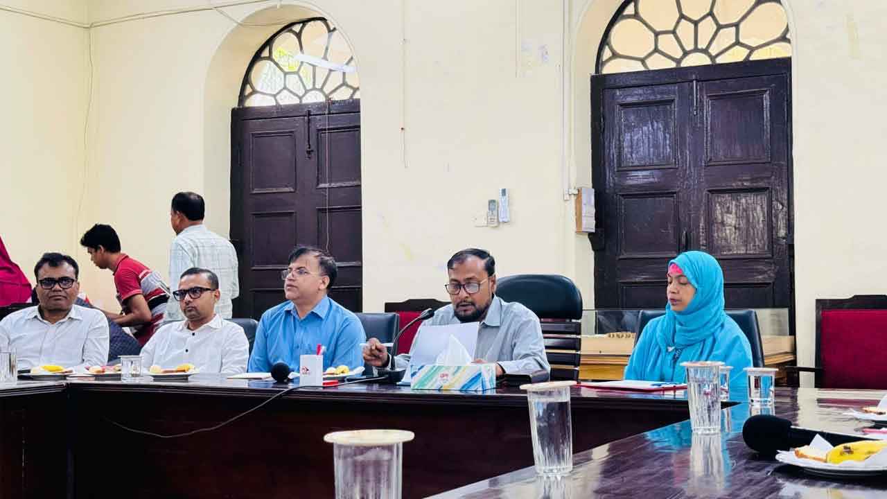 নবনিযুক্ত উপাচার্যের সাথে জকসুসহ সাংবাদিকদের মতবিনিময়