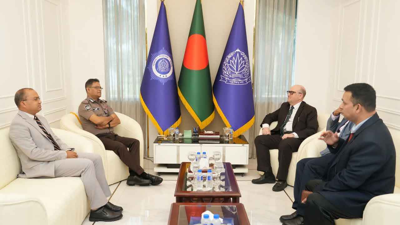 আইজিপির সঙ্গে মাল্টার রাষ্ট্রদূতের সাক্ষাৎ