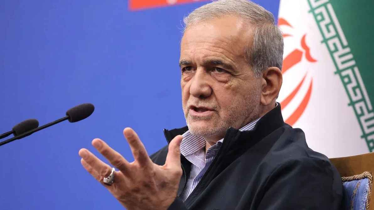 হুমকির কাছে কখনো নতি স্বীকার করবে না ইরান: পেজেশকিয়ান