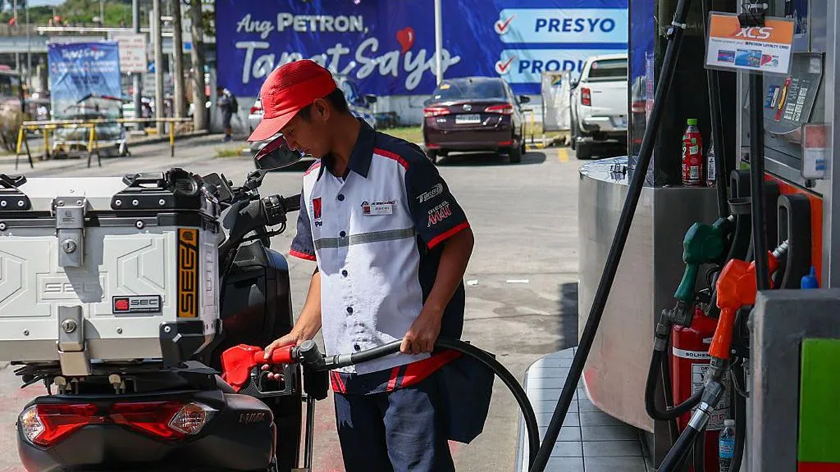জ্বালানি সংকট চরমে, প্রথম দেশ হিসেবে ‘জরুরি অবস্থা’ ঘোষণা করল ফিলিপাইন