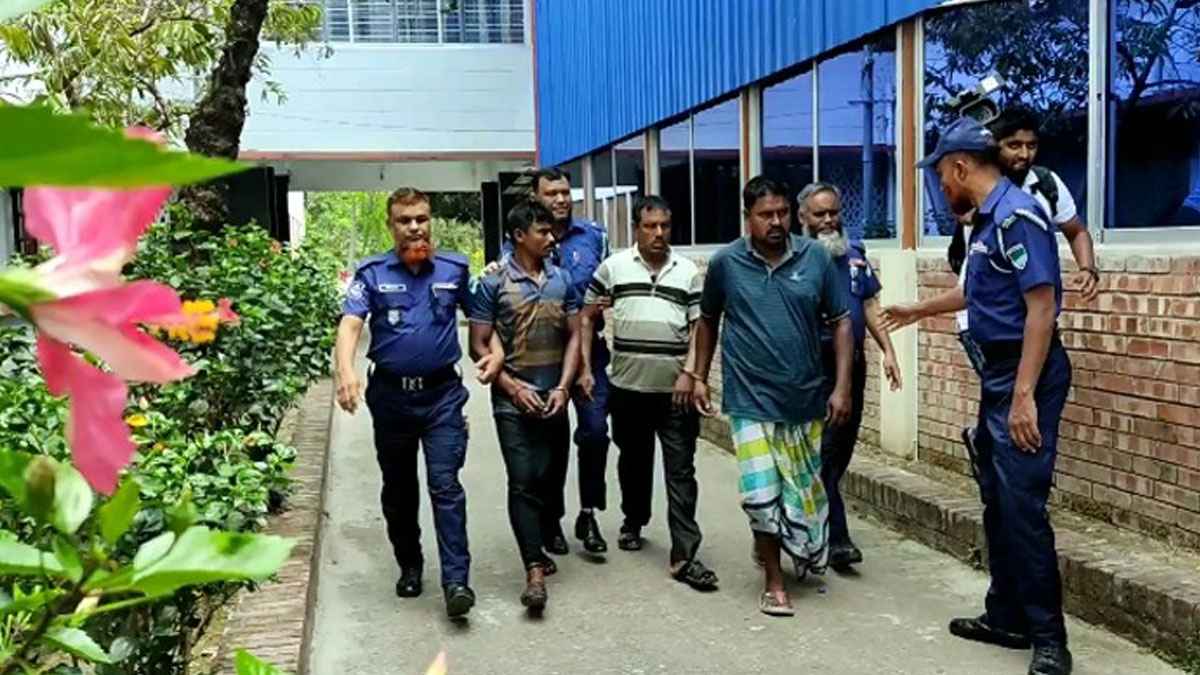Police are transporting the lifers in Kushtia