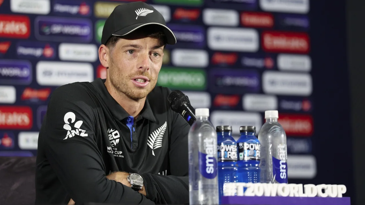 ভারতের বিপক্ষে ফাইনালের আগে সমর্থকদের বিশেষ বার্তা স্যান্টনারের