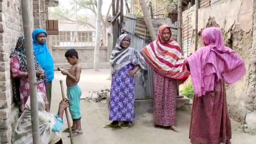 ফ্যামিলি কার্ডে নতুন স্বপ্ন দেখছে নবাবগঞ্জের হতদরিদ্ররা, আজ উদ্বোধন