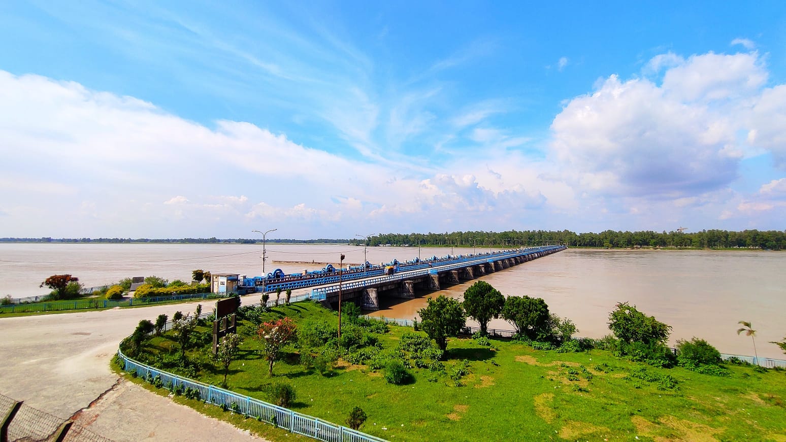 a3774a0b-c9b7-4125-9d39-6c36c9d2675d a3774a0b-c9b7-4125-9d39-6c36c9d2675d