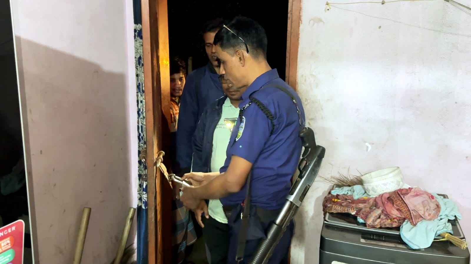 শেরপুরে সাংবাদিকের ঘরে দুর্ধর্ষ চুরি