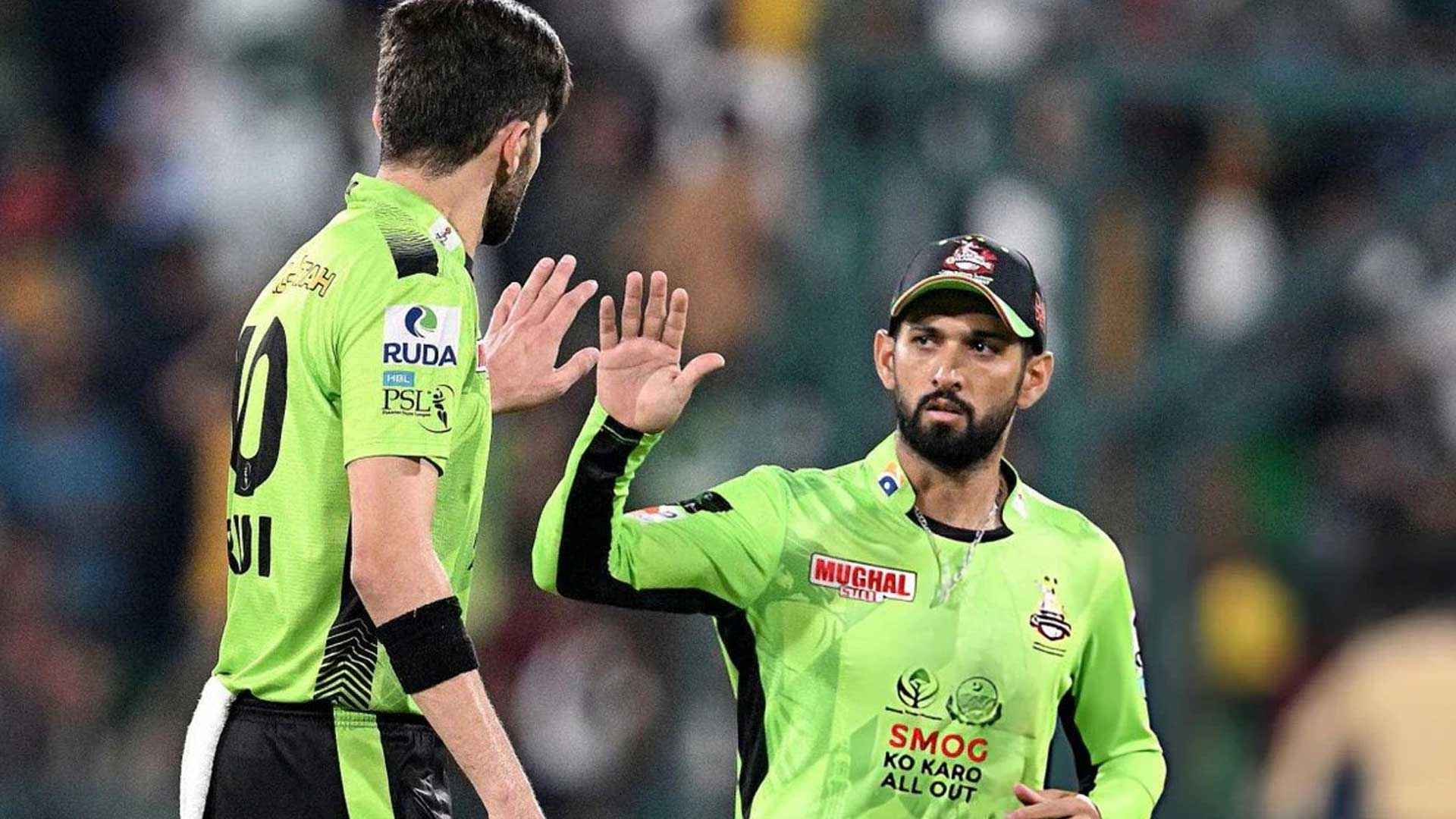 হোটেলে অতিথি রাজার, মোটা অঙ্কের জরিমানা দিলেন আফ্রিদি