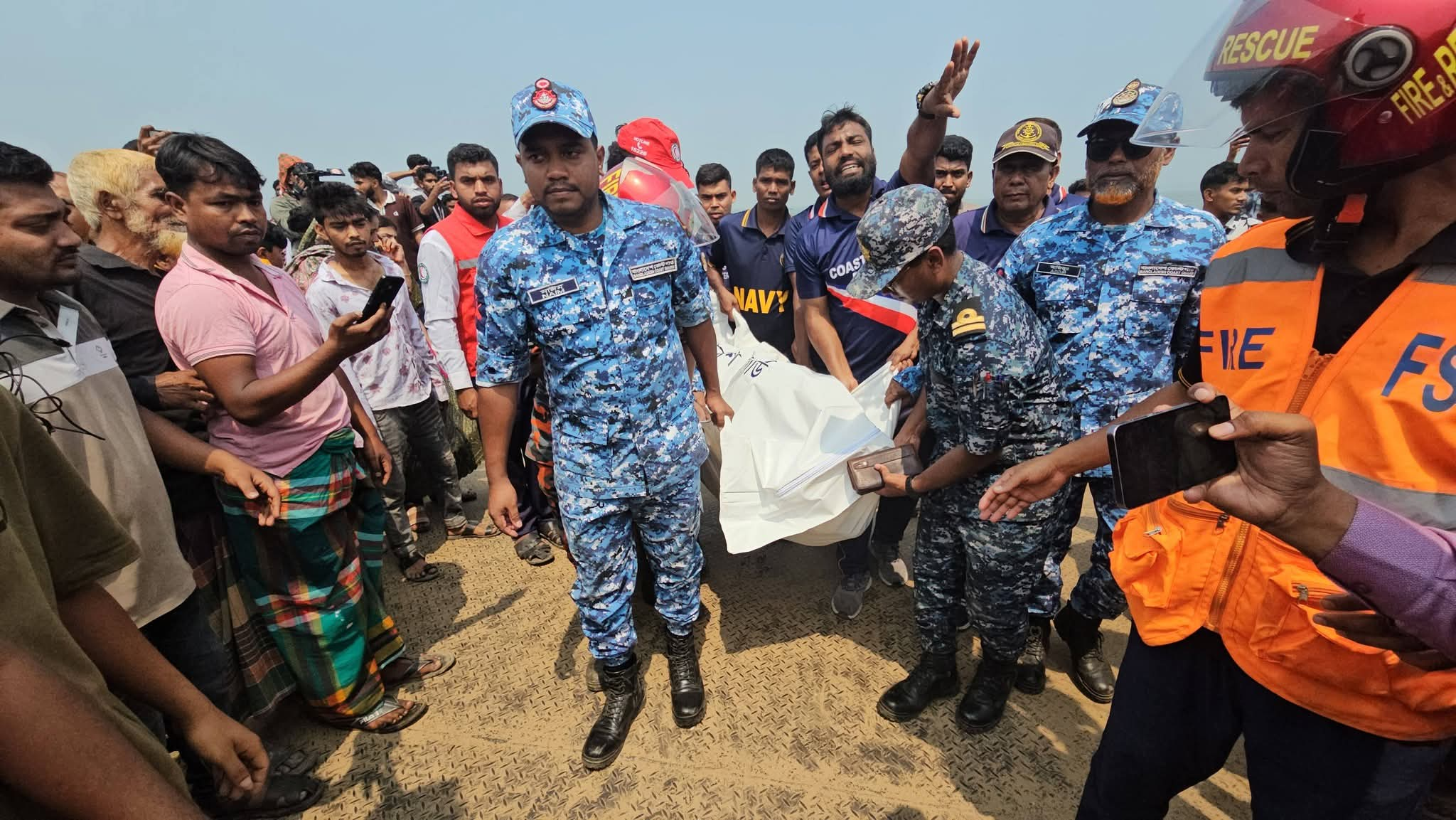 b6eb75c1-5f1a-4979-94a0-20a27b4cfc30 b6eb75c1-5f1a-4979-94a0-20a27b4cfc30