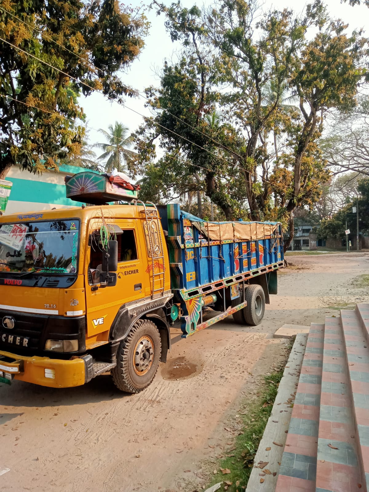 b872479b-b71c-4d32-9acd-d08da1d871c9