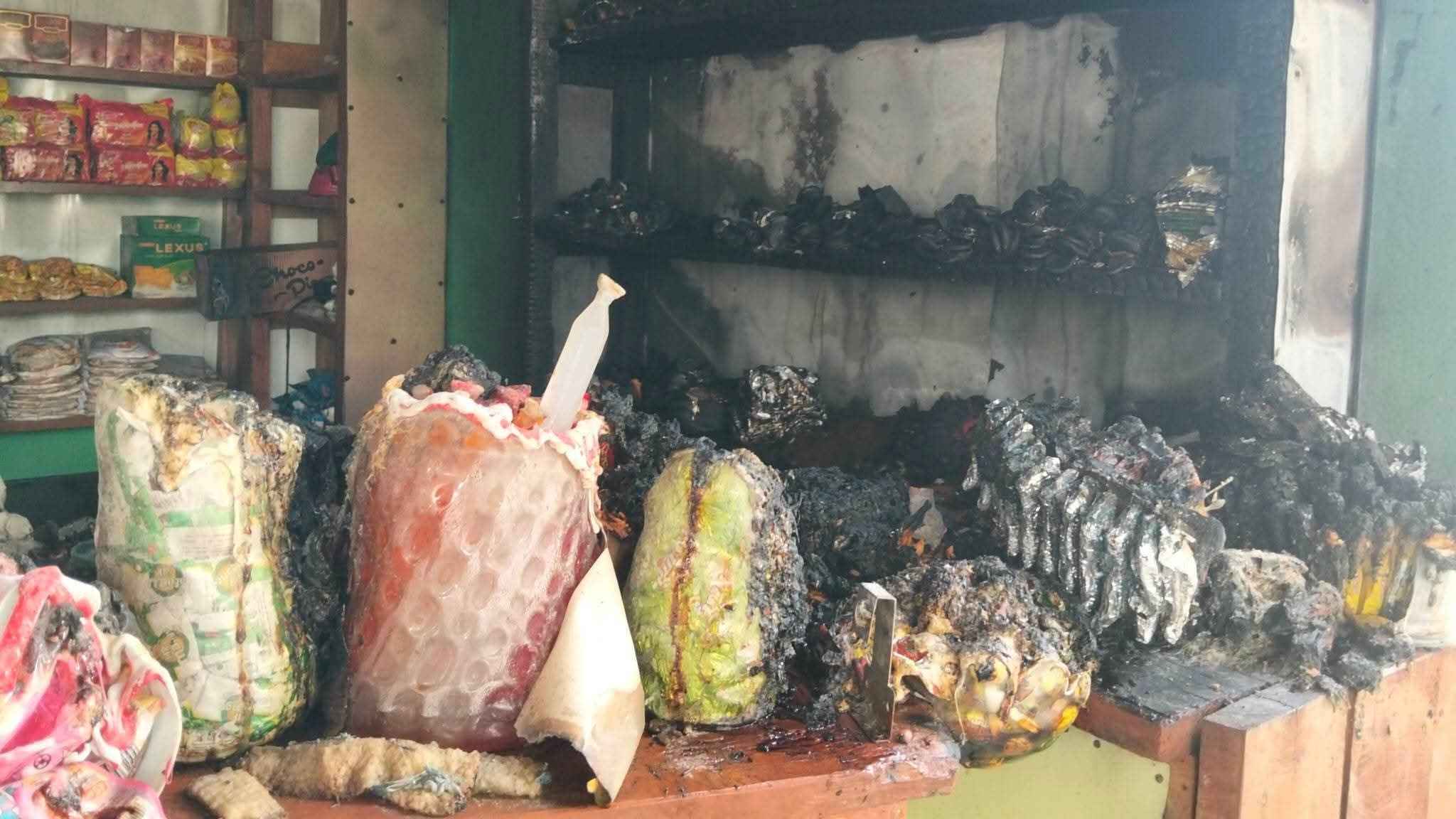 বরগুনায় ব্যবসা প্রতিষ্ঠানে অগ্নিসংযোগ, লক্ষাধিক টাকার ক্ষয়ক্ষতি