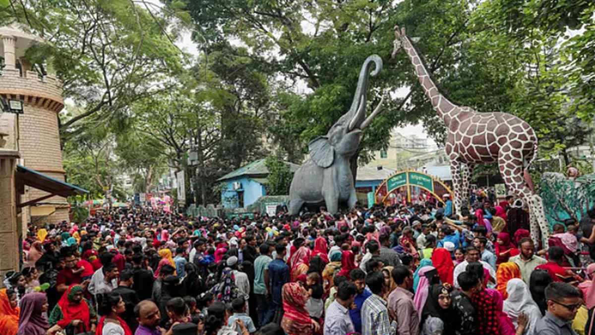 চট্টগ্রামের বিনোদনকেন্দ্রগুলোতে বাড়ছে মানুষের ভিড়