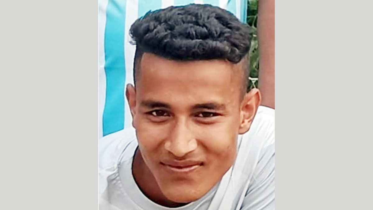 কক্সবাজারে ঘরে মিলল যুবকের অর্ধগলিত লাশ, স্ত্রী পলাতক