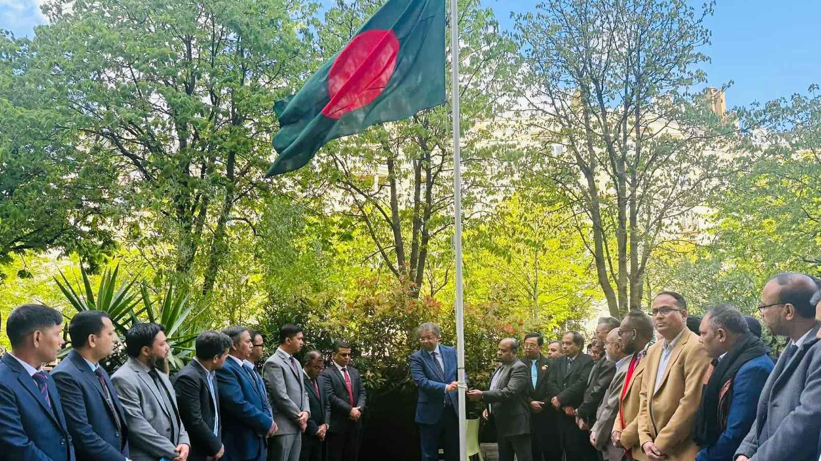 প্যারিসে যথাযোগ্য মর্যাদায় বাংলাদেশের ৫৬তম স্বাধীনতা দিবস উদযাপন