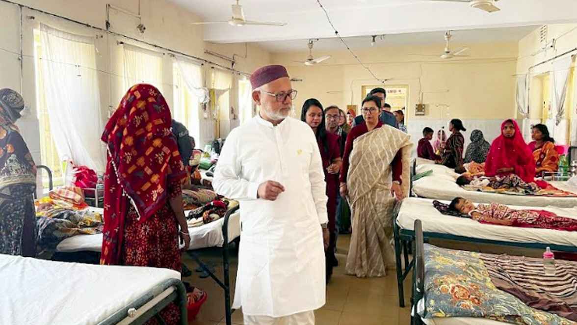 ‘বীরগঞ্জ স্বাস্থ্য কমপ্লেক্সকে জনআস্থার প্রতিষ্ঠানে রূপান্তর করতে হবে’