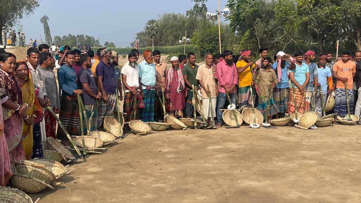 তারেক রহমানের আগমনে সাহাপাড়ায় খুশির জোয়ার, খাল খনন ঘিরে উৎসবের আমেজ